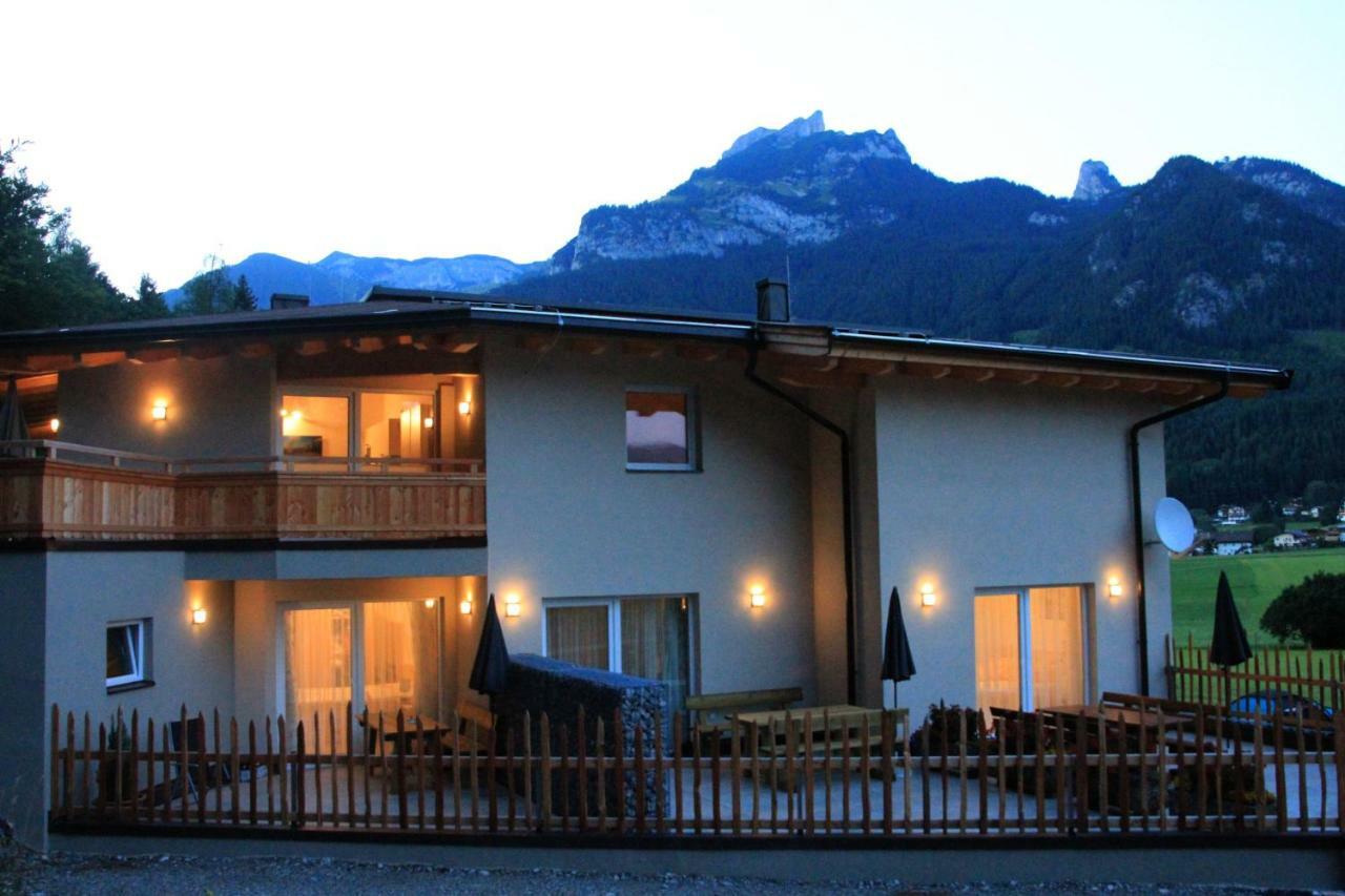 Ferienwohnungen Karwendel Camping Maurach  Dış mekan fotoğraf