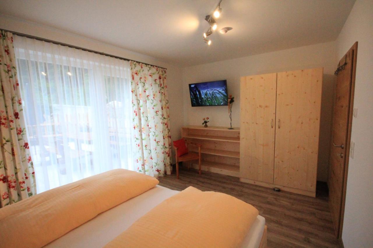 Ferienwohnungen Karwendel Camping Maurach  Dış mekan fotoğraf